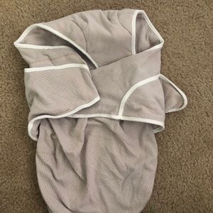 Ergo baby swaddle